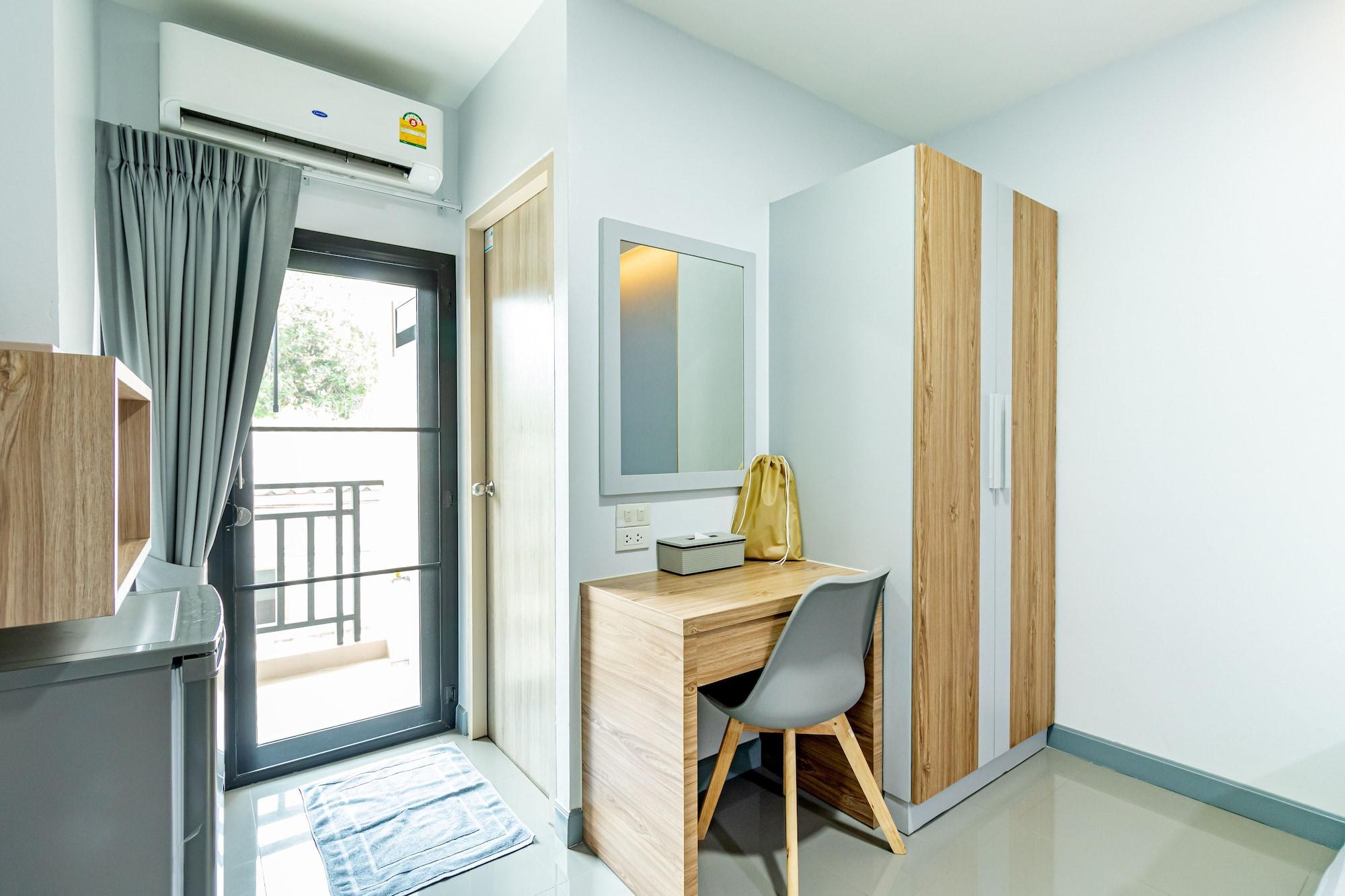 Khách sạn Bewish Bangphlat 3*