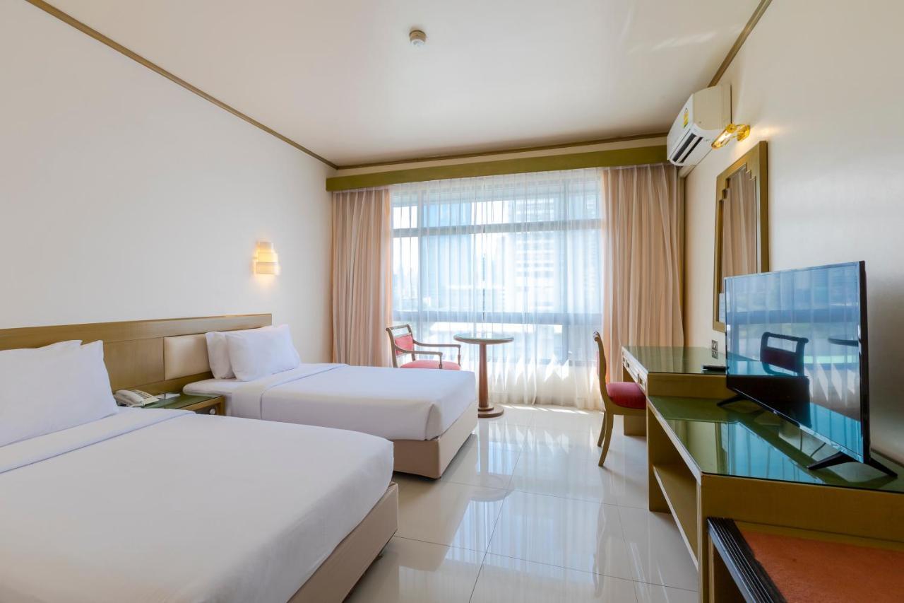 Pinnacle Lumpinee Park Bangkok