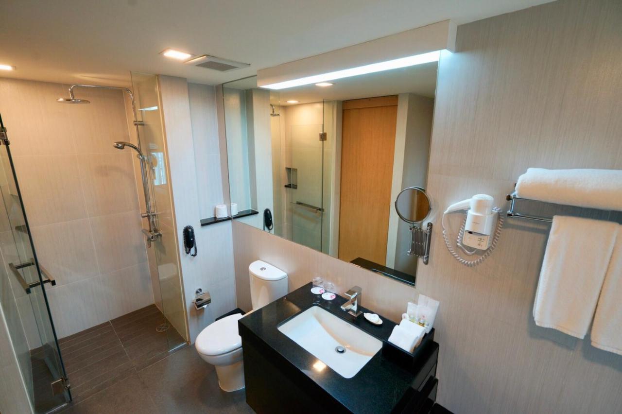 Amaranth Suvarnabhumi - Free Suvarnabhumi Airport Shuttle Hotel 5*