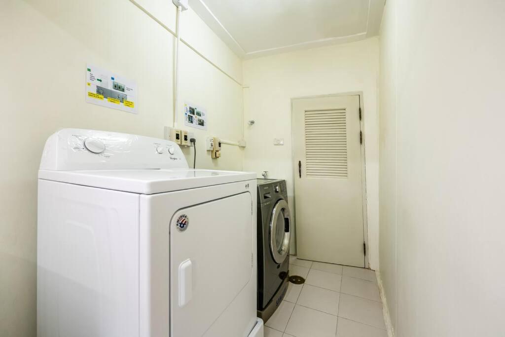 At Nana-5bed, Center, Nana Bts, Mbk, World, Siam Villa