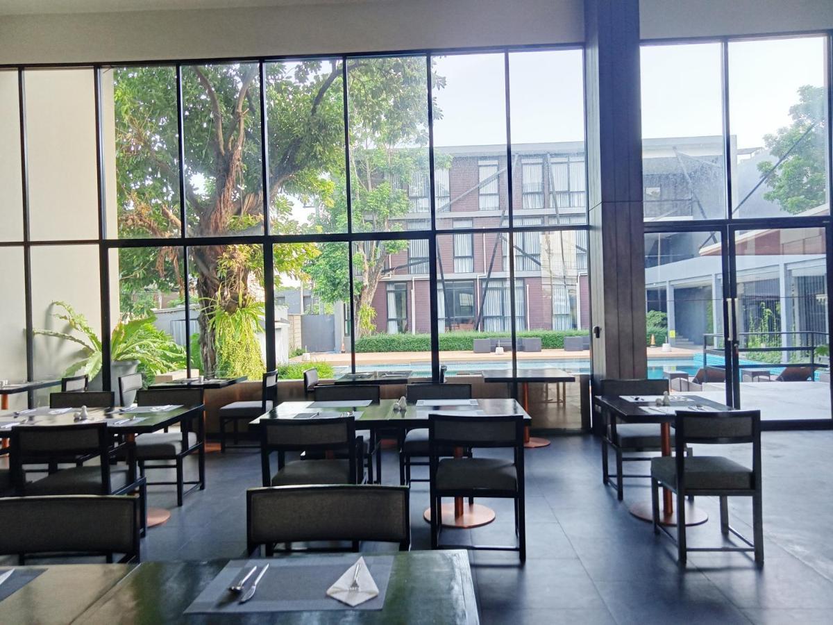 Hotell Vismaya Suvarnabhumi 3*