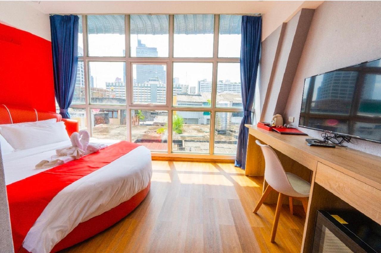 Sapphire Silom Khách sạn
