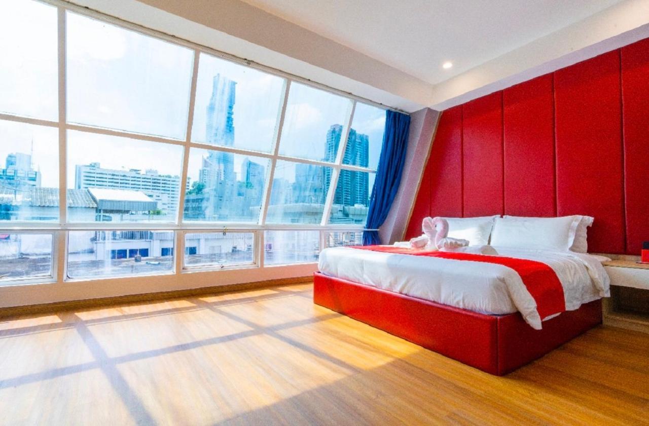 Sapphire Silom Khách sạn