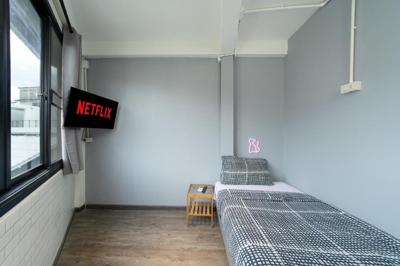 Oh - Khaosan Hostel Bangkok
