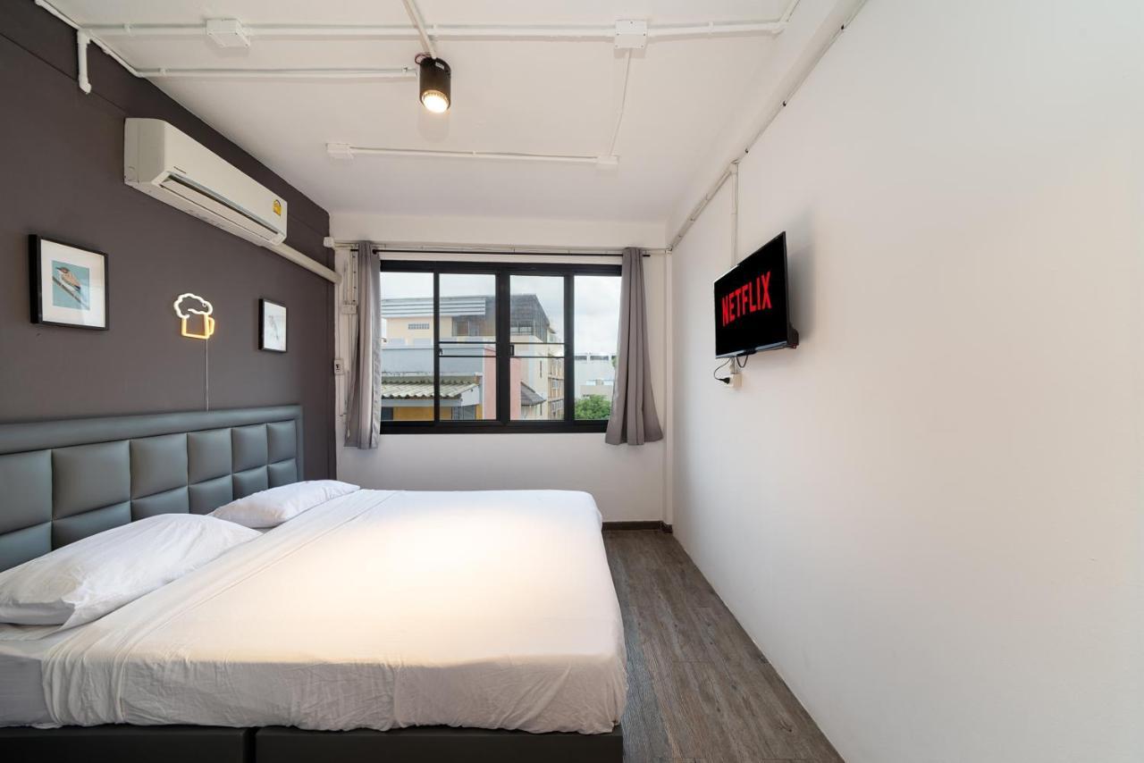 Oh - Khaosan Hostel Bangkok