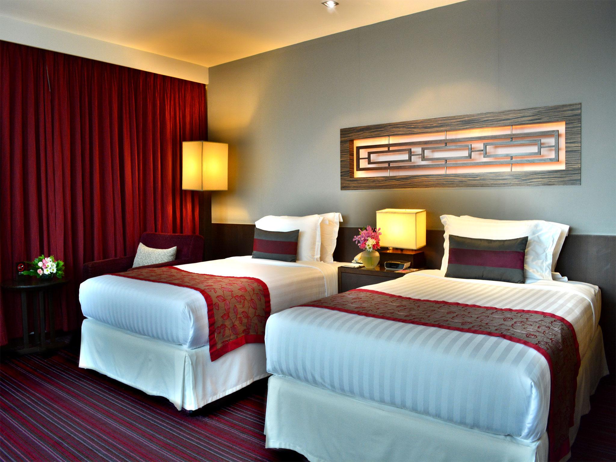 Hotel A-one 4*