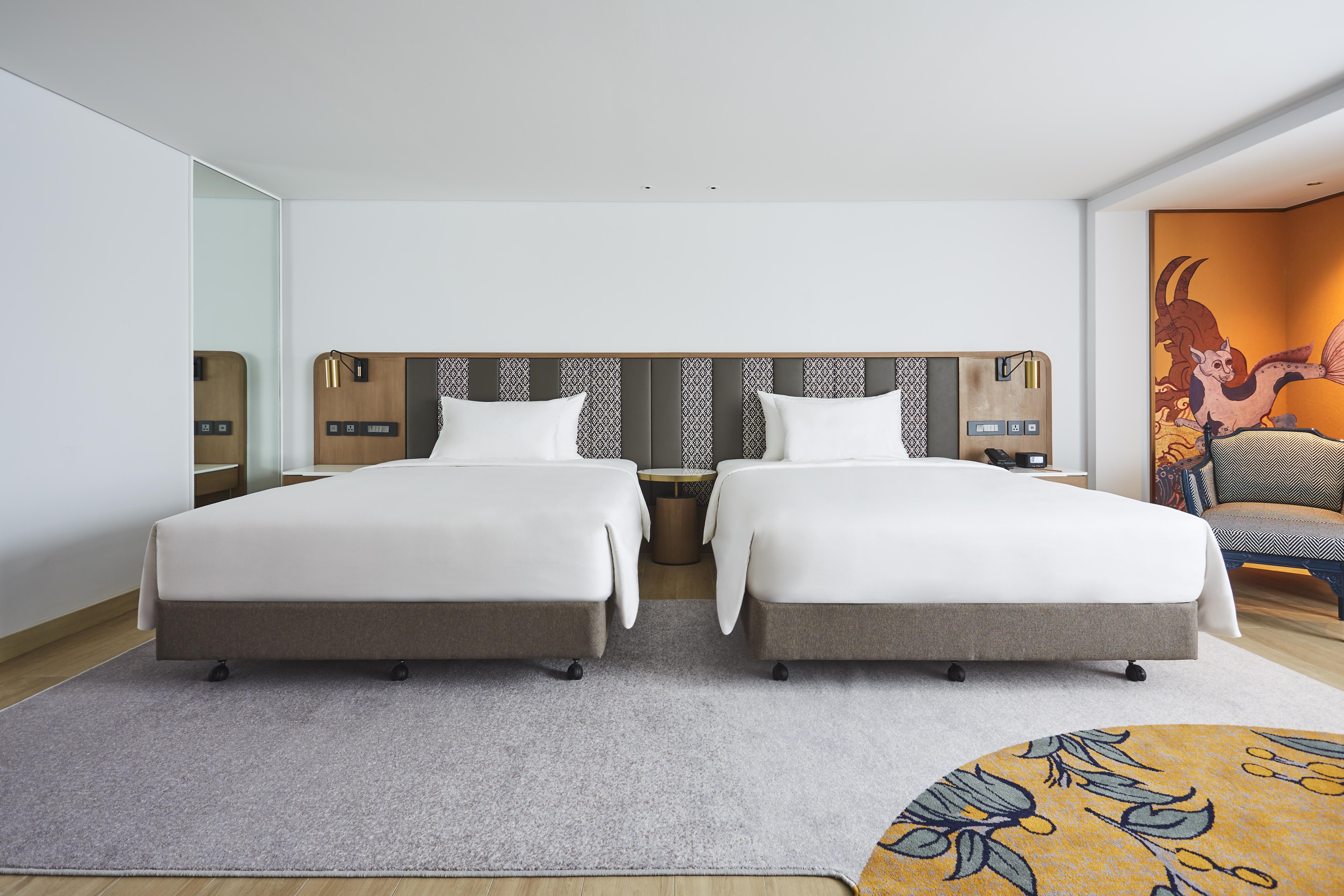 Montien Surawong Hotel 5*