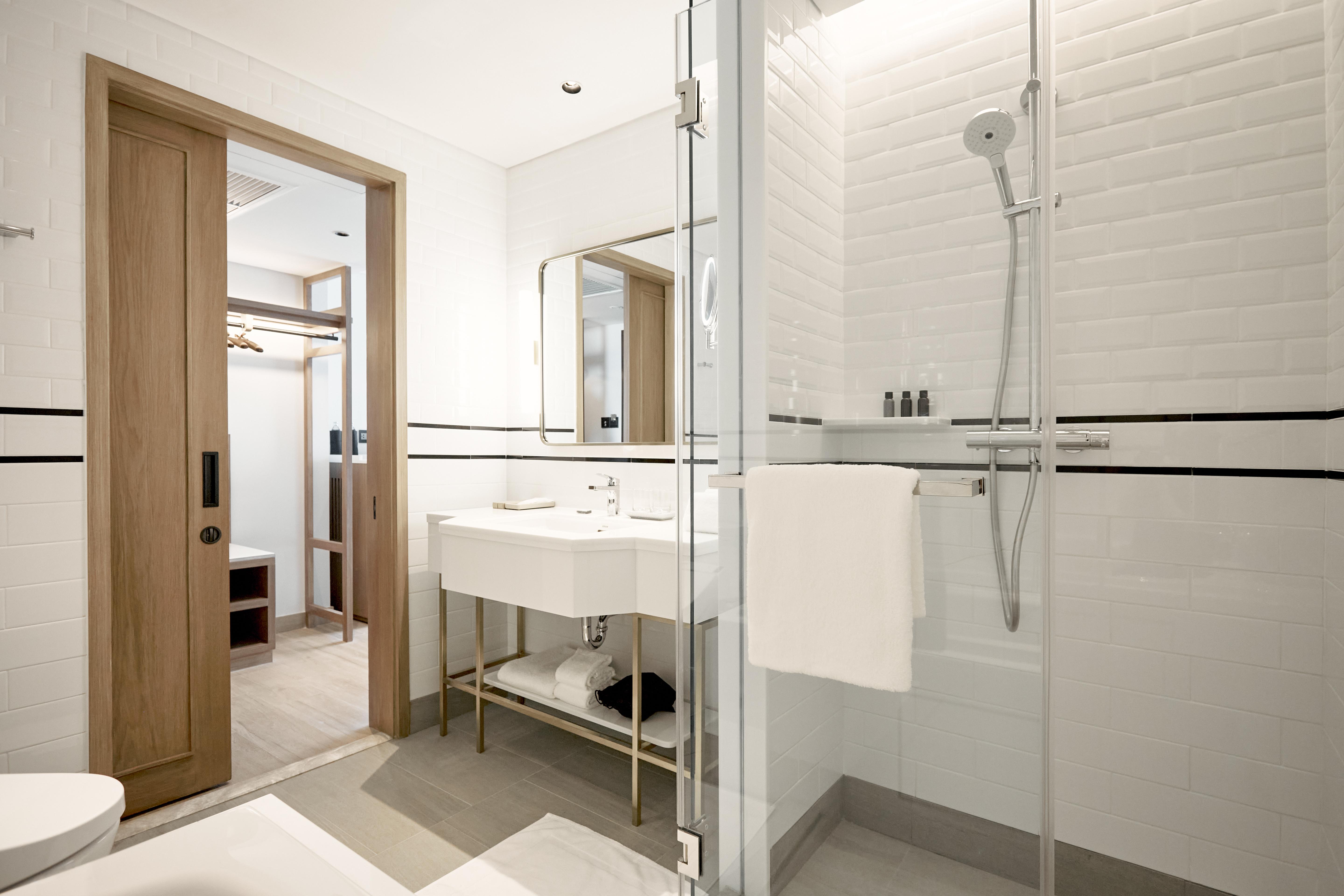 Hotel Montien Surawong