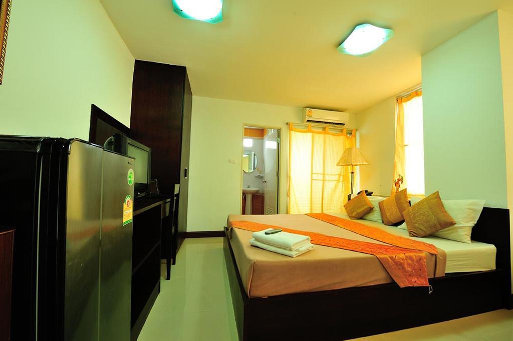 Khách sạn Aravinda Living