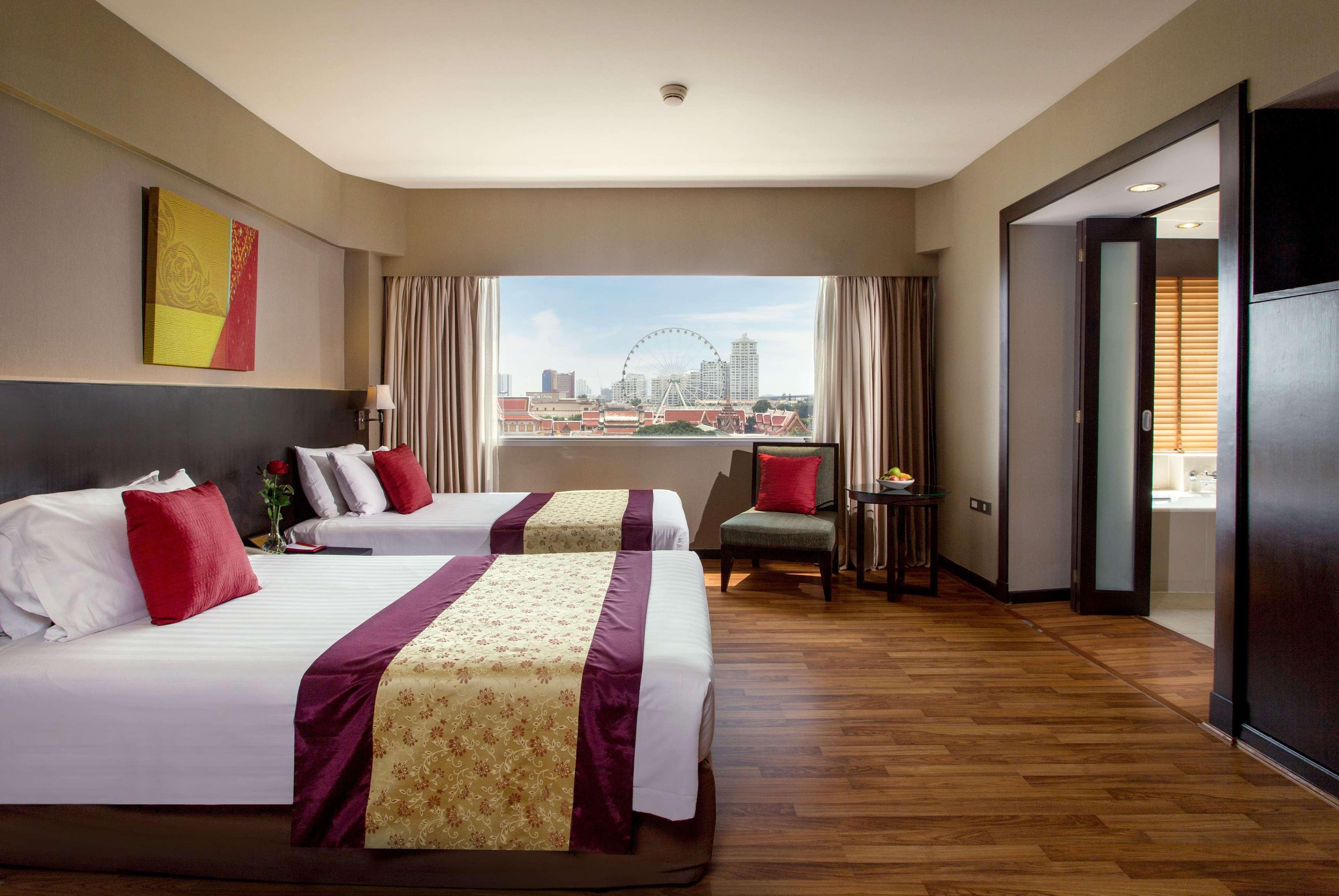 Hotell Ramada Plaza By Wyndham Menam Riverside Bangkok