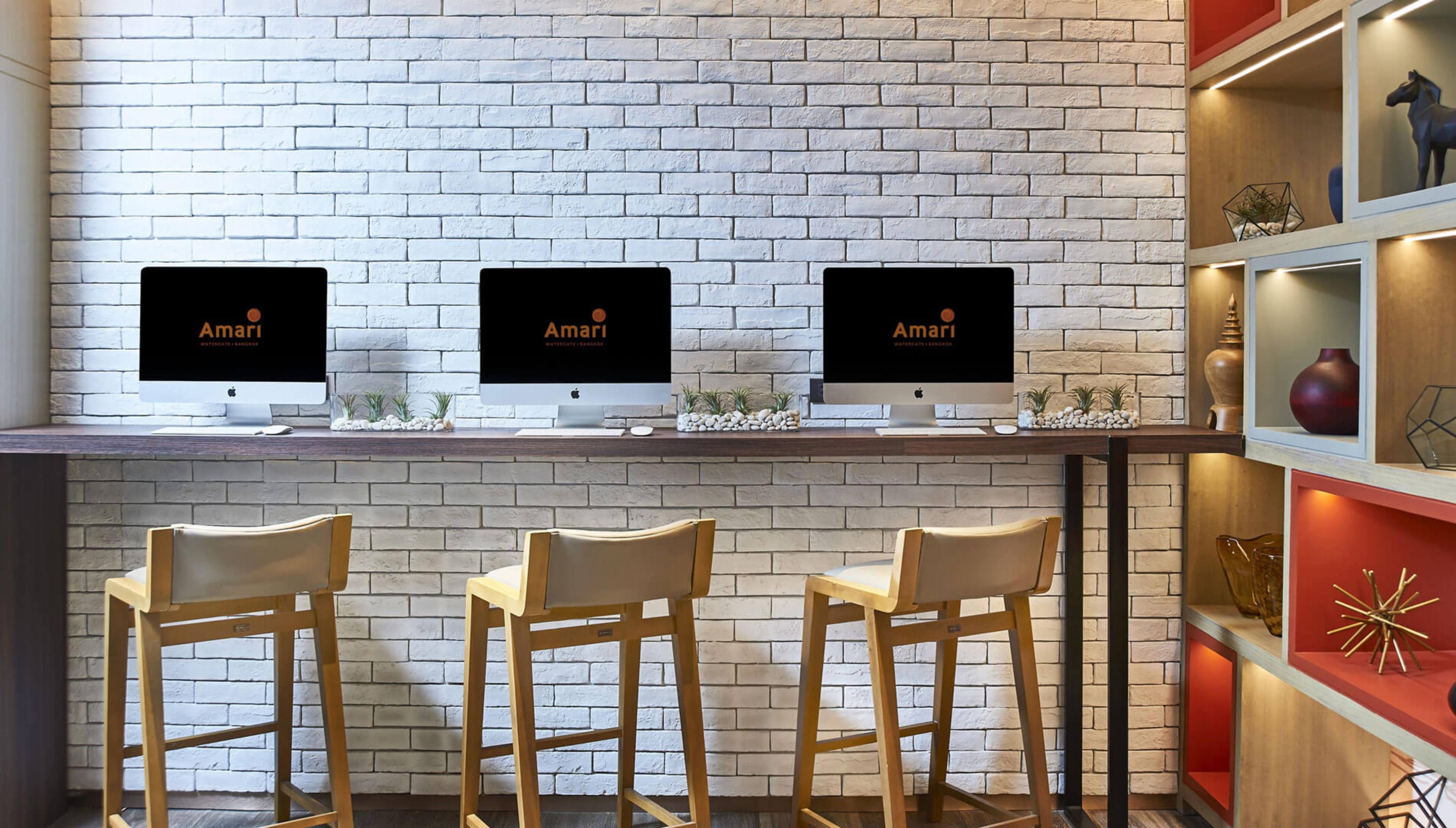 Khách sạn Amari Bangkok