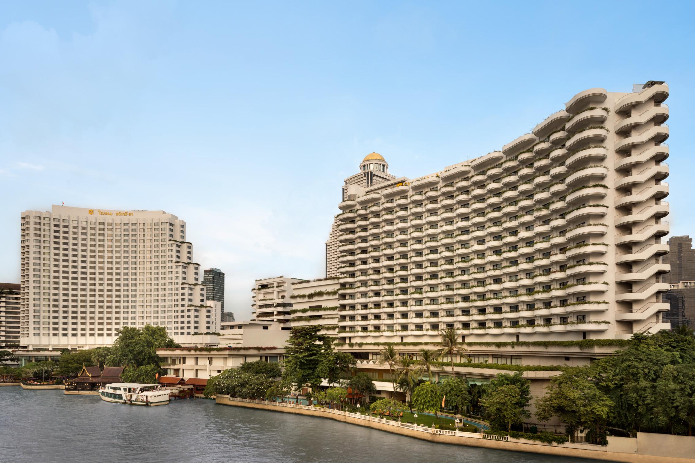Shangri-la Hotel 5*