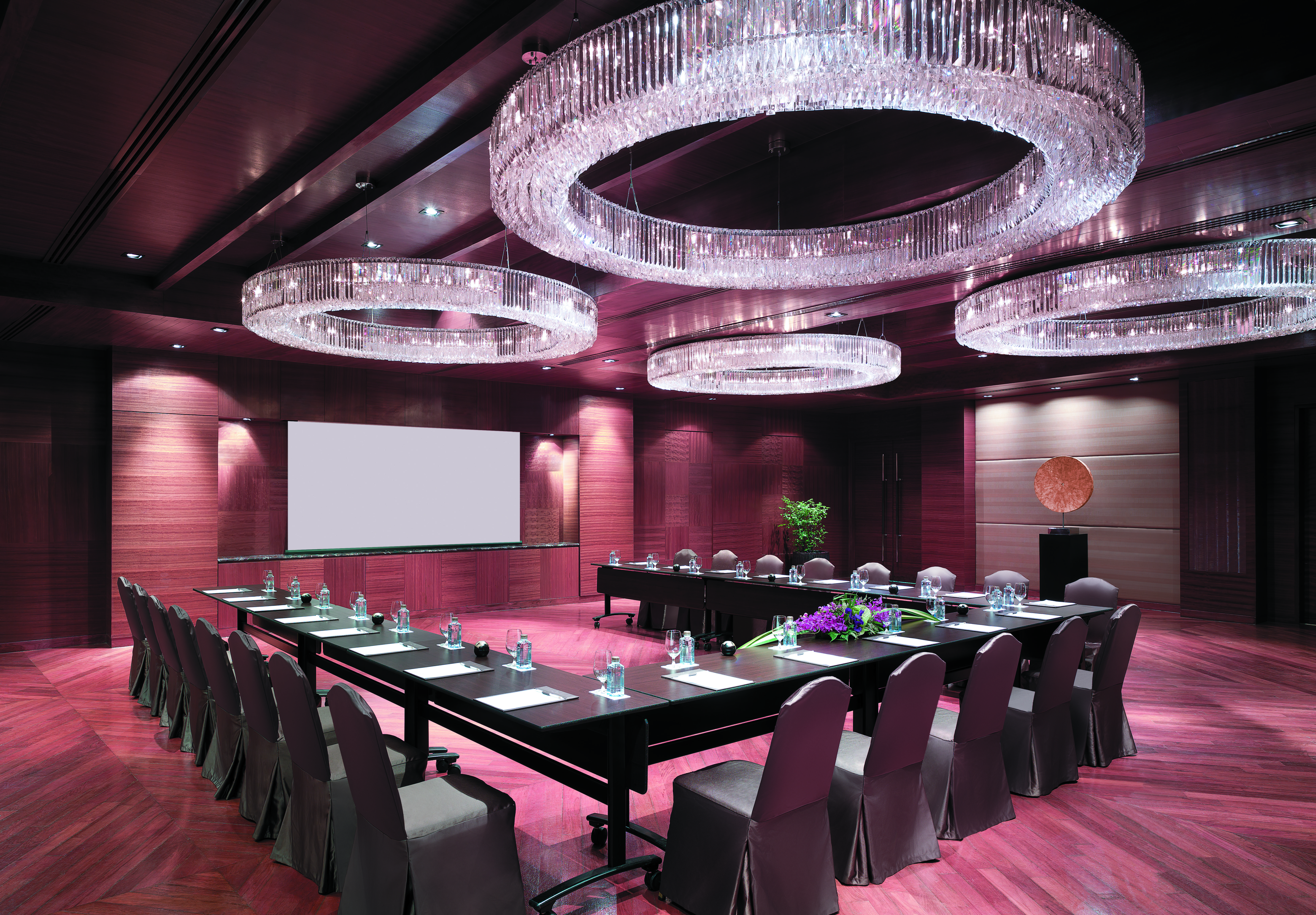 Shangri-la 5* Bangkok