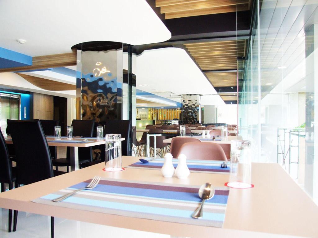 Grand Tower Sathorn Khách sạn Bangkok