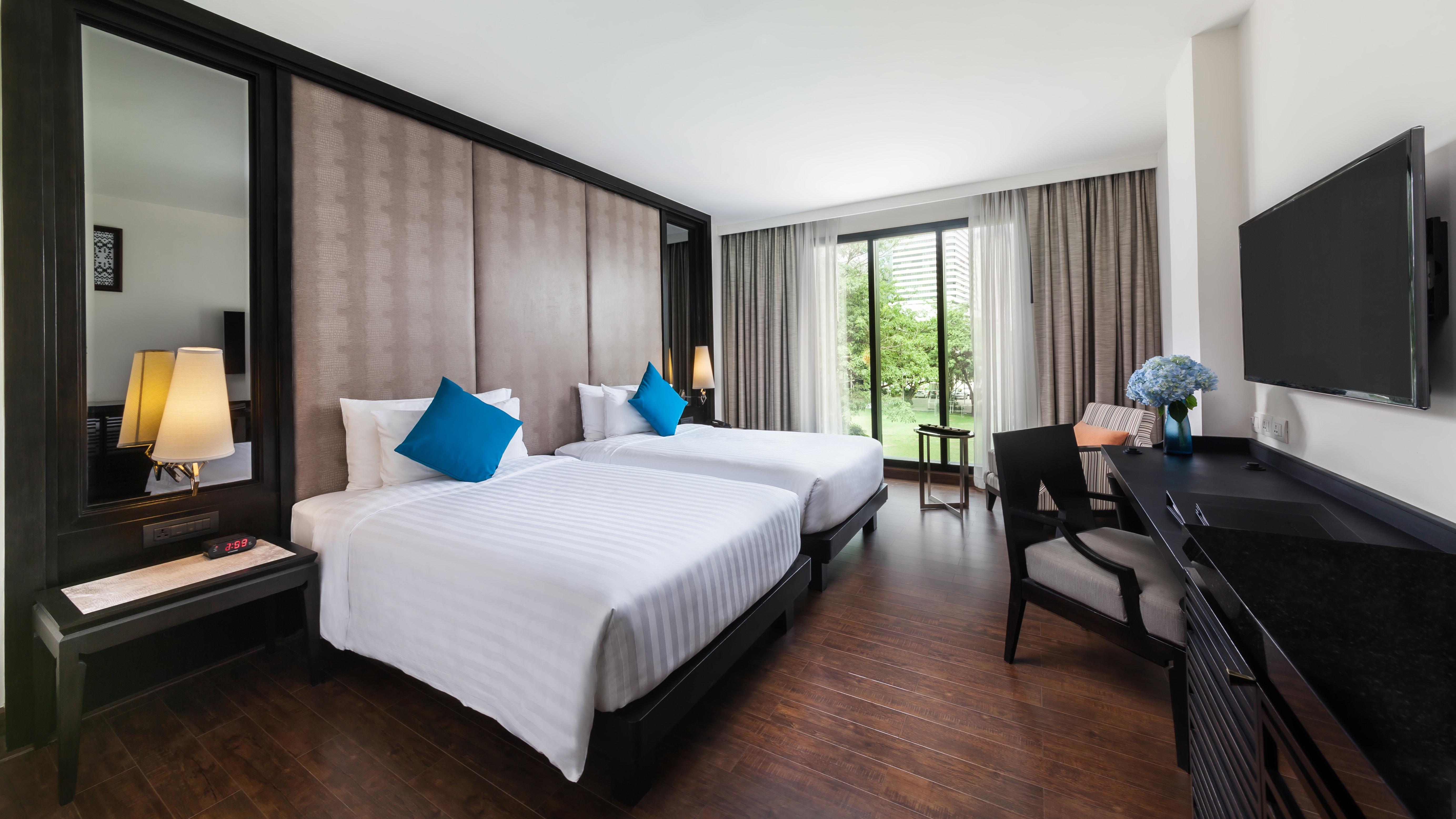 M\u00f6venpick Sukhumvit 15 Hotel