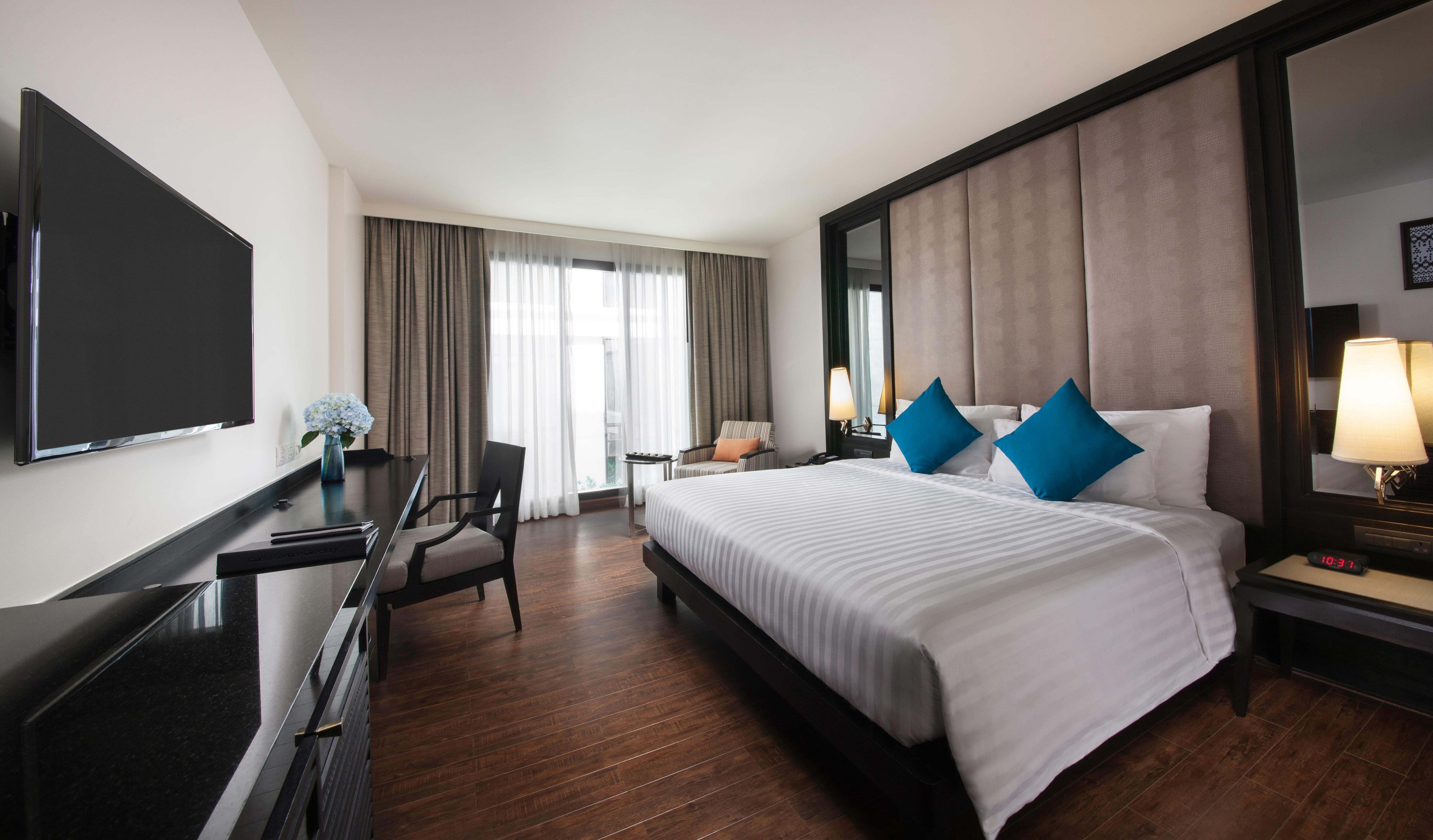 M\u00f6venpick Sukhumvit 15 5*