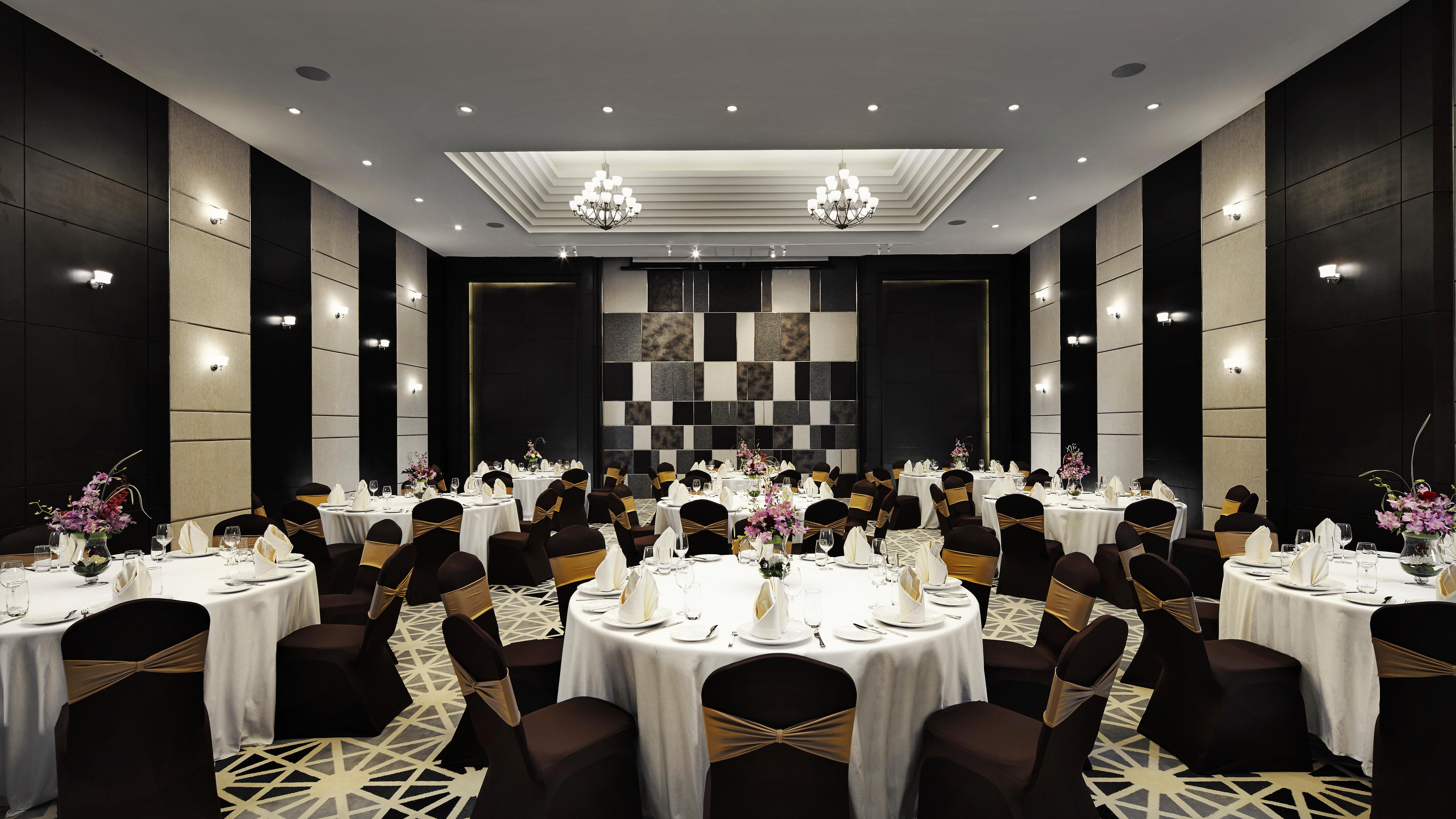 Hotel M\u00f6venpick Sukhumvit 15 Bangkok