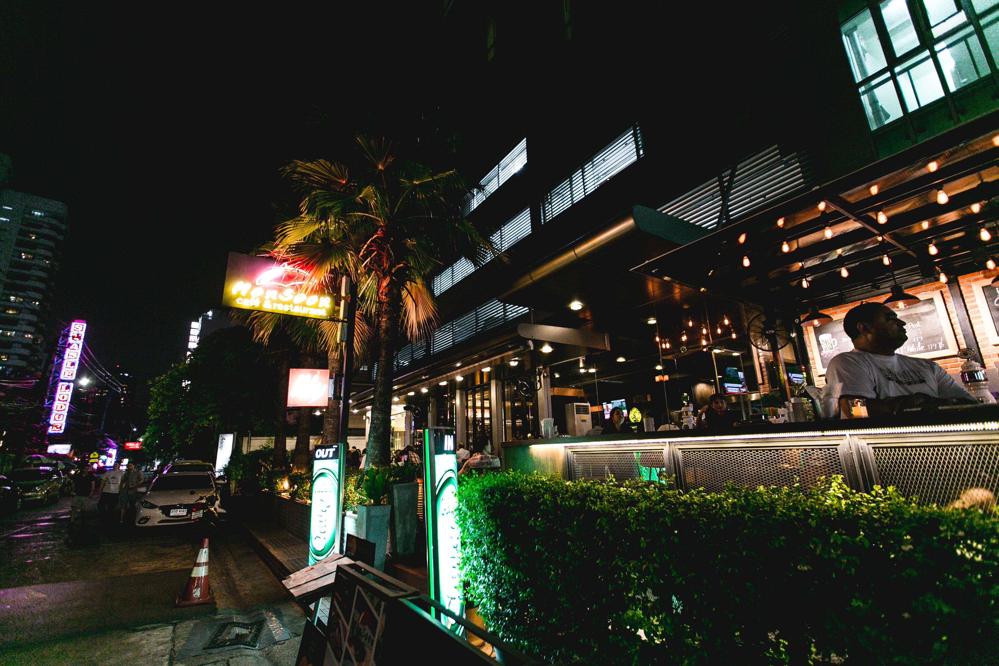 Khách sạn Adelphi 4*