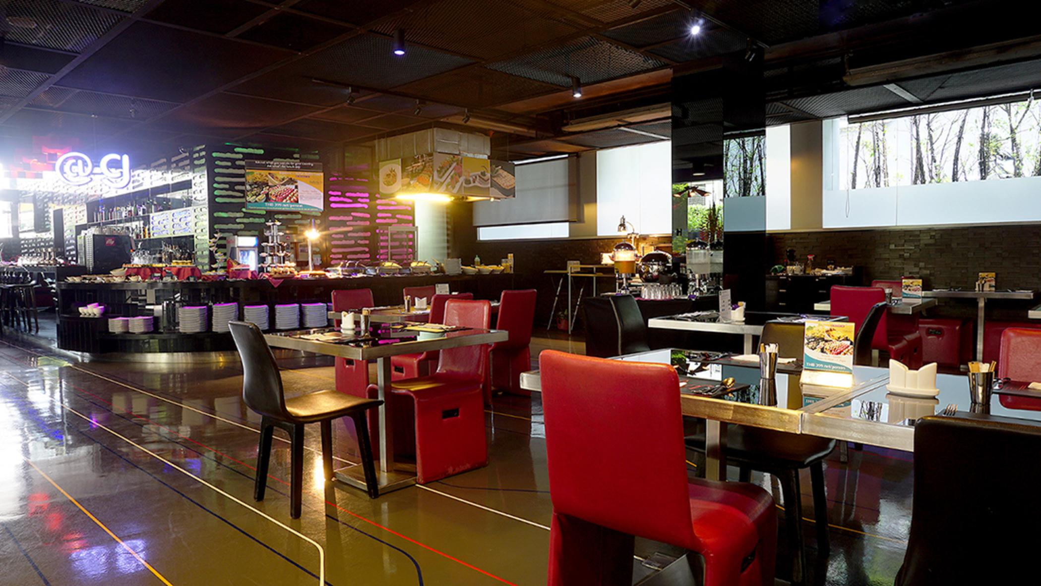Hotel Galleria Sukhumvit 10 By Compass Hospitality Bangkok