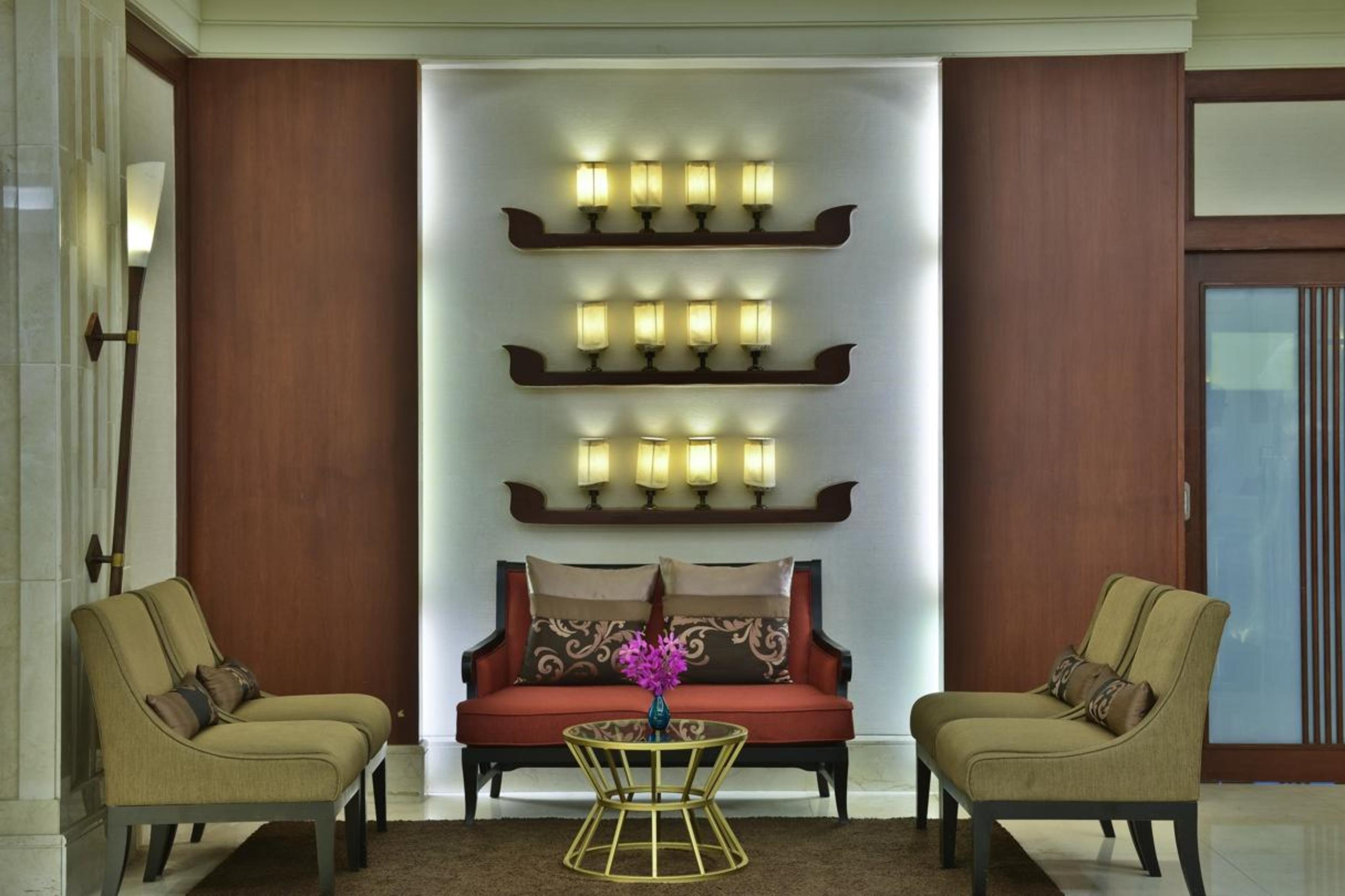 Centre Point Pratunam 4*