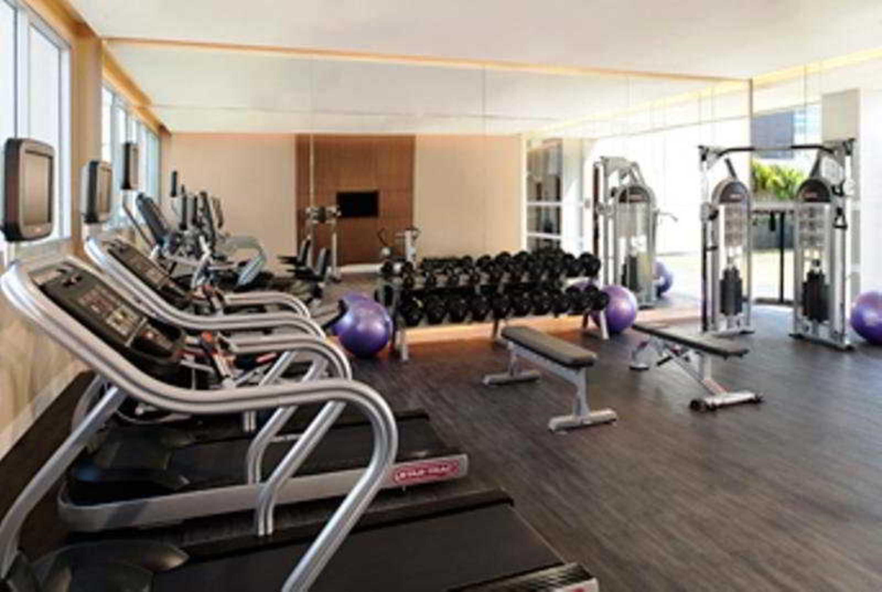 Four Points By Sheraton Bangkok, Sukhumvit 15 Hotel 4*