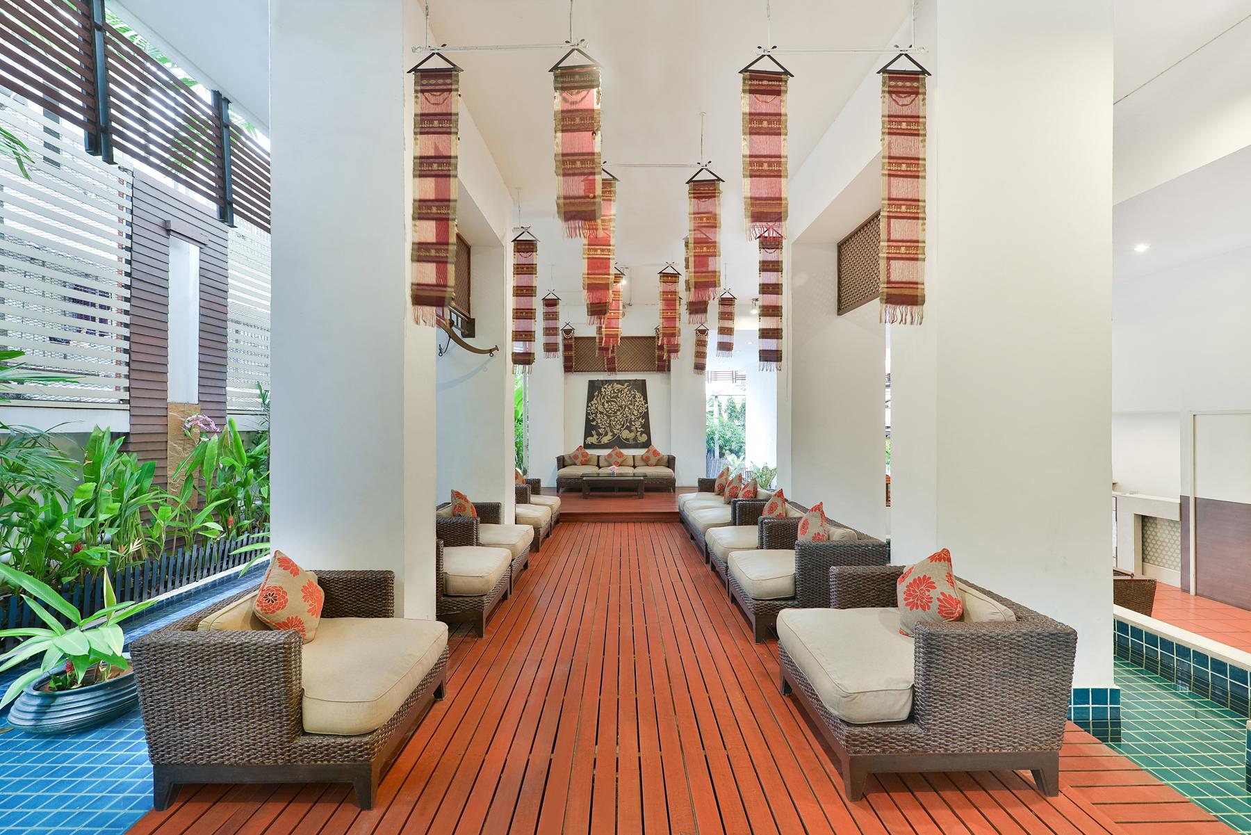 Centre Point Pratunam Hotel 4*