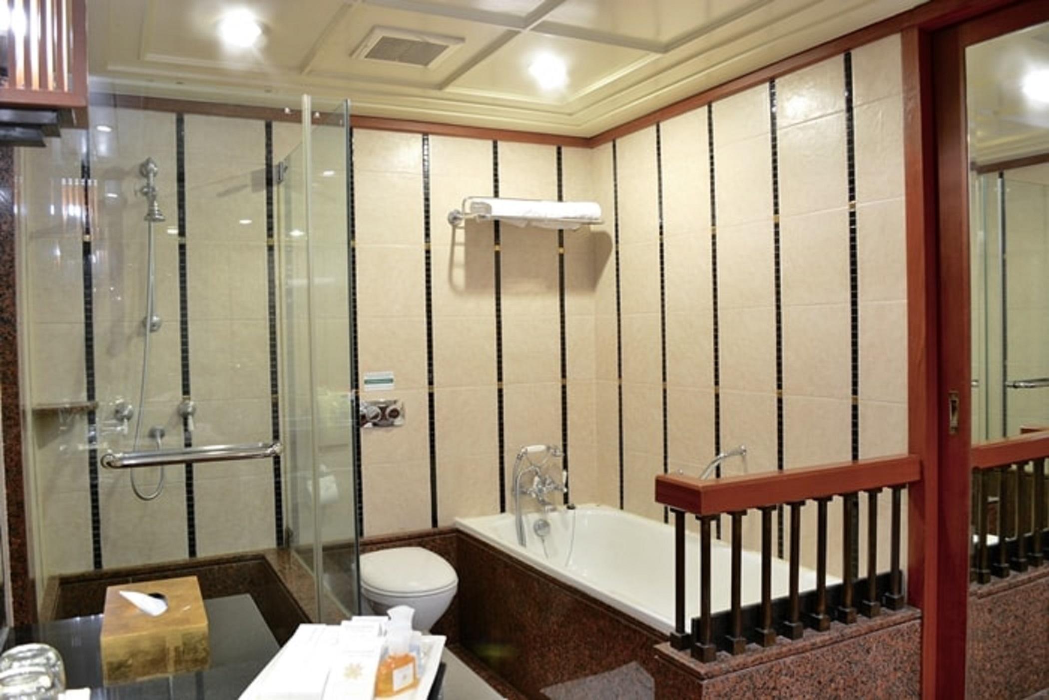 Rama Gardens Hotell 5*