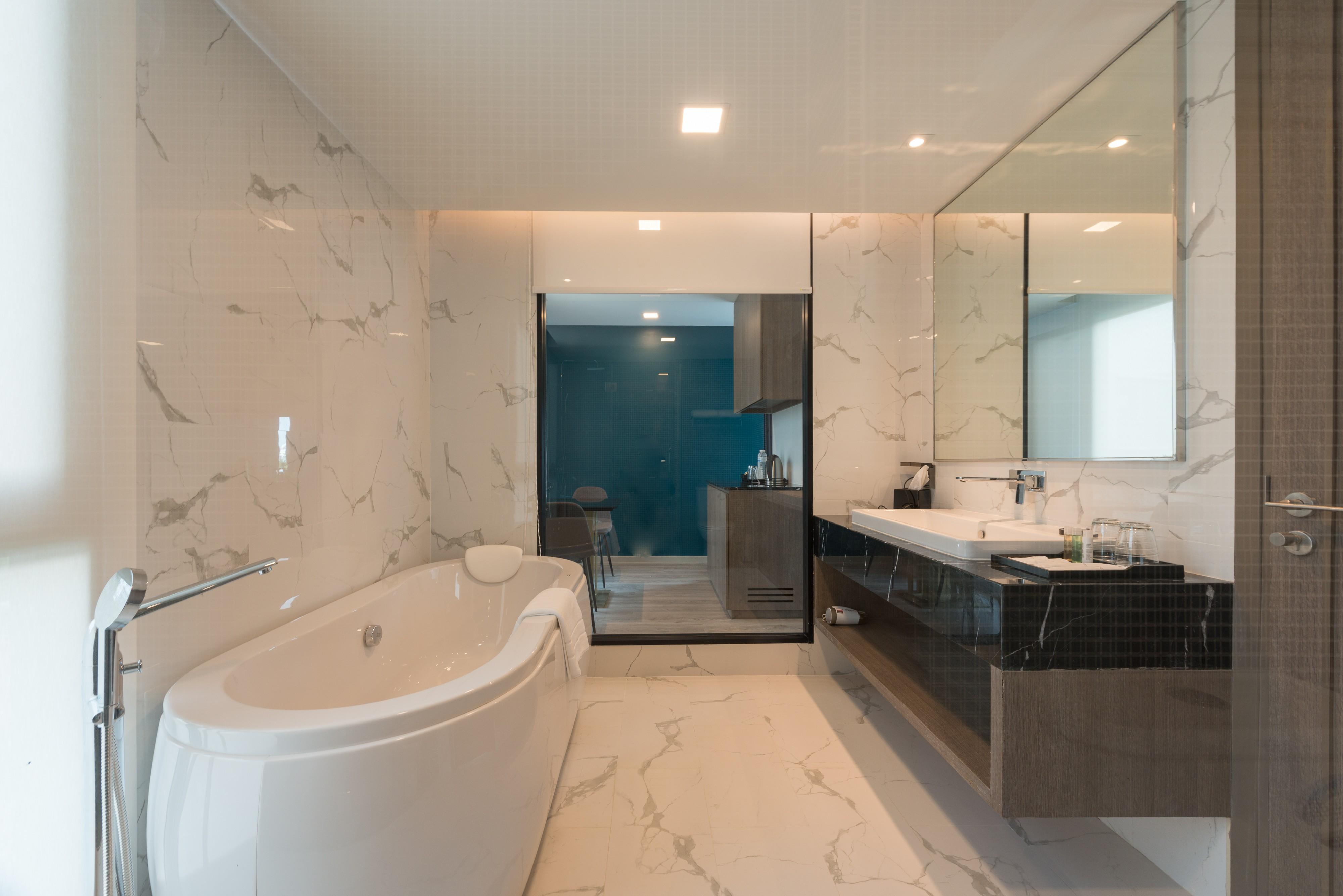 Khách sạn Maven Stylish Bangkok