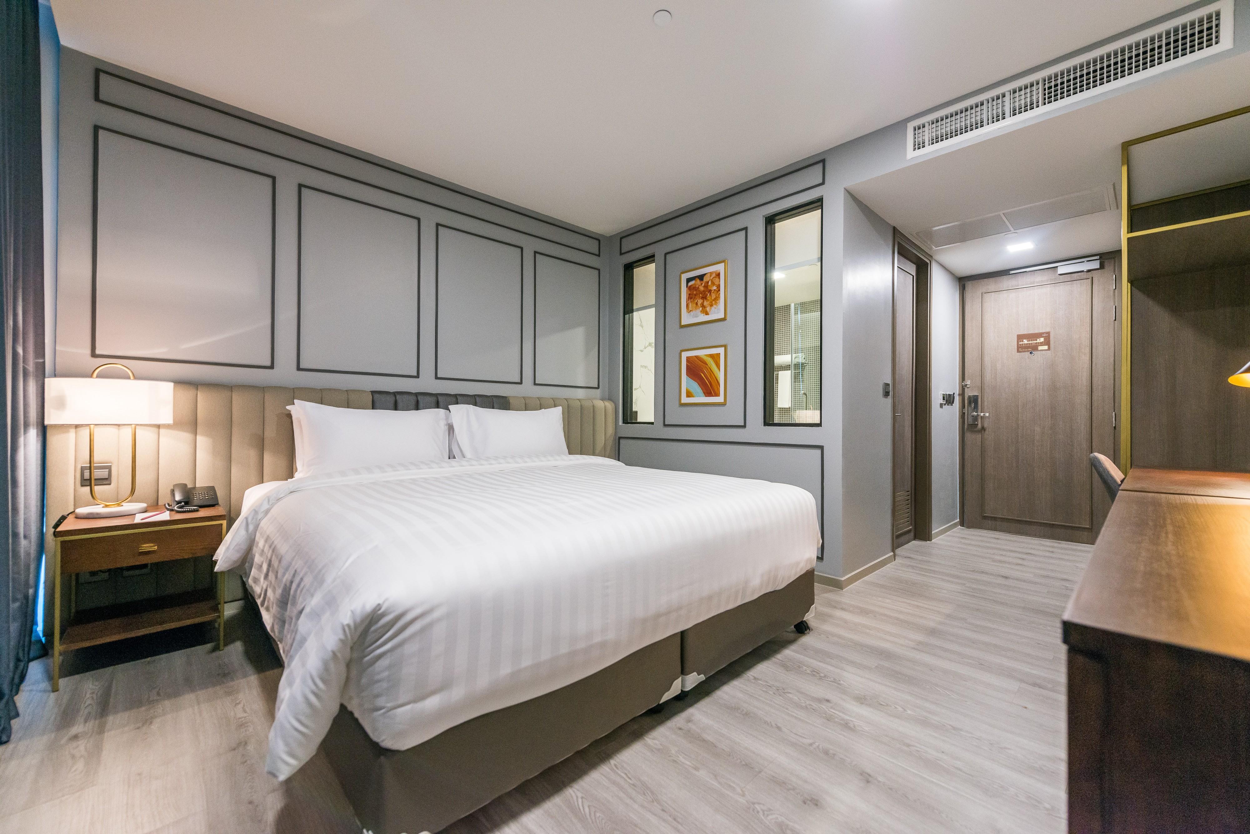 Khách sạn Maven Stylish Bangkok