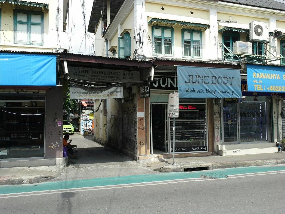 Khách sạn New