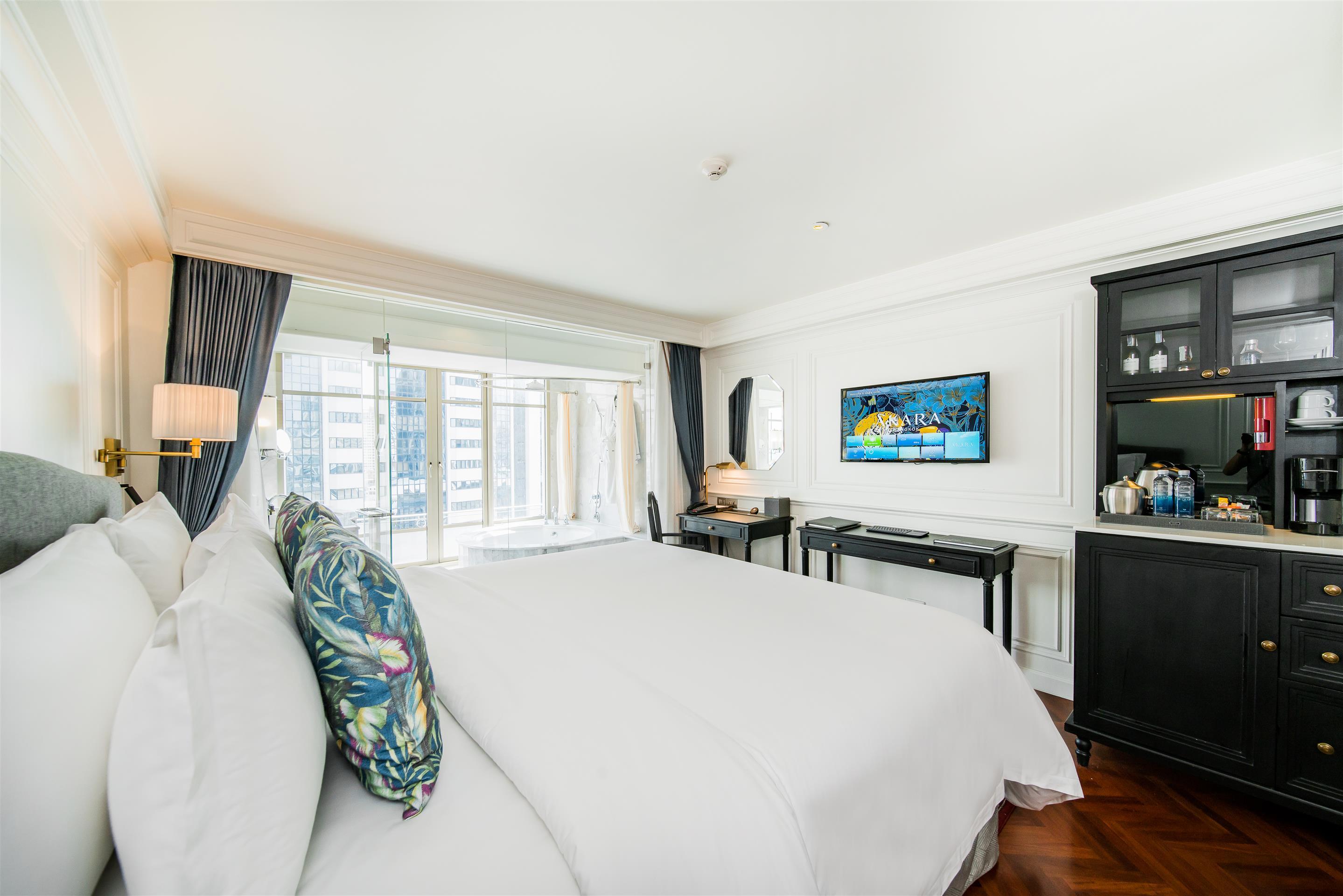 Akara Hotell 5*