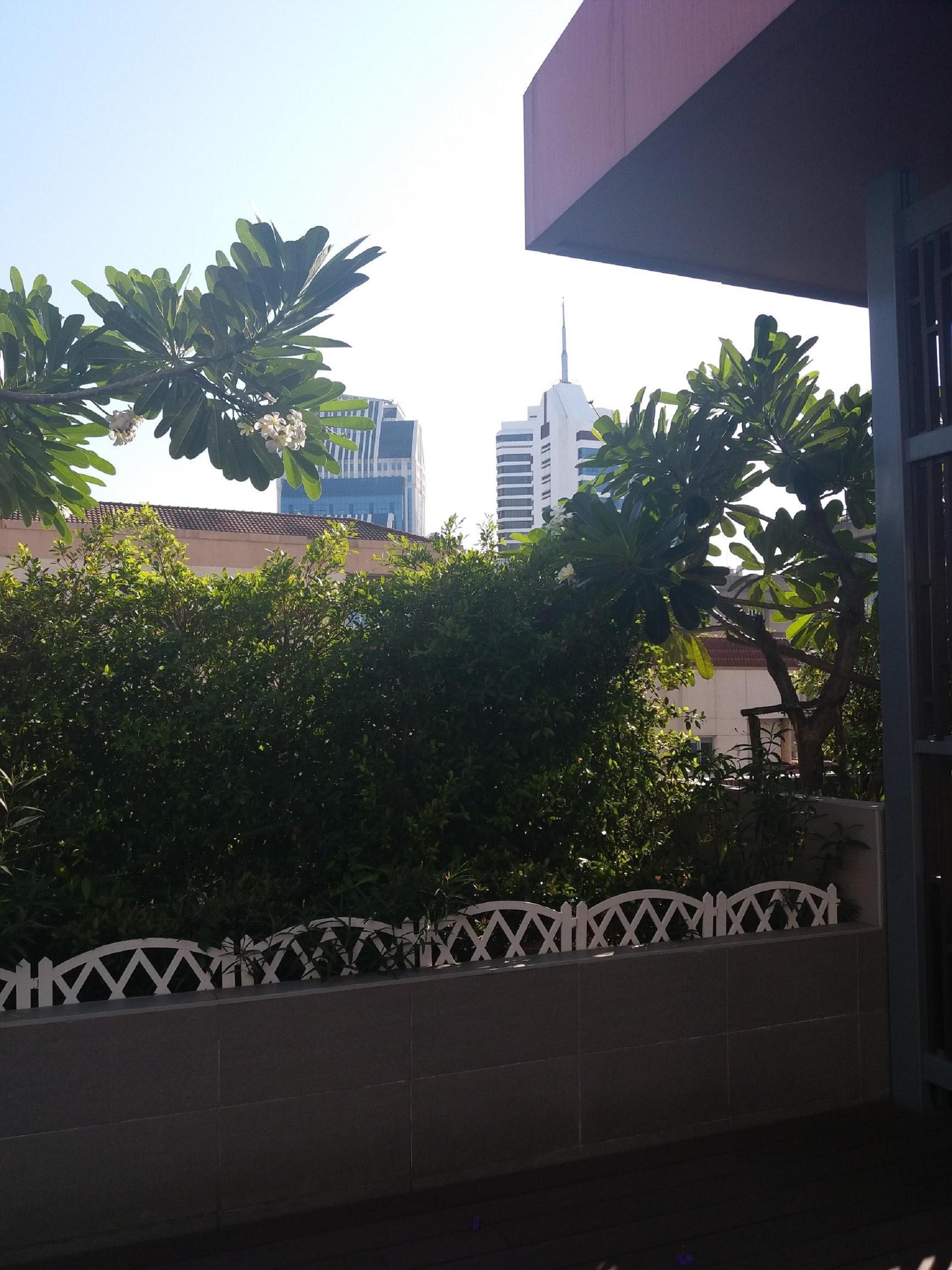 Aparthotel Dazzle 4*