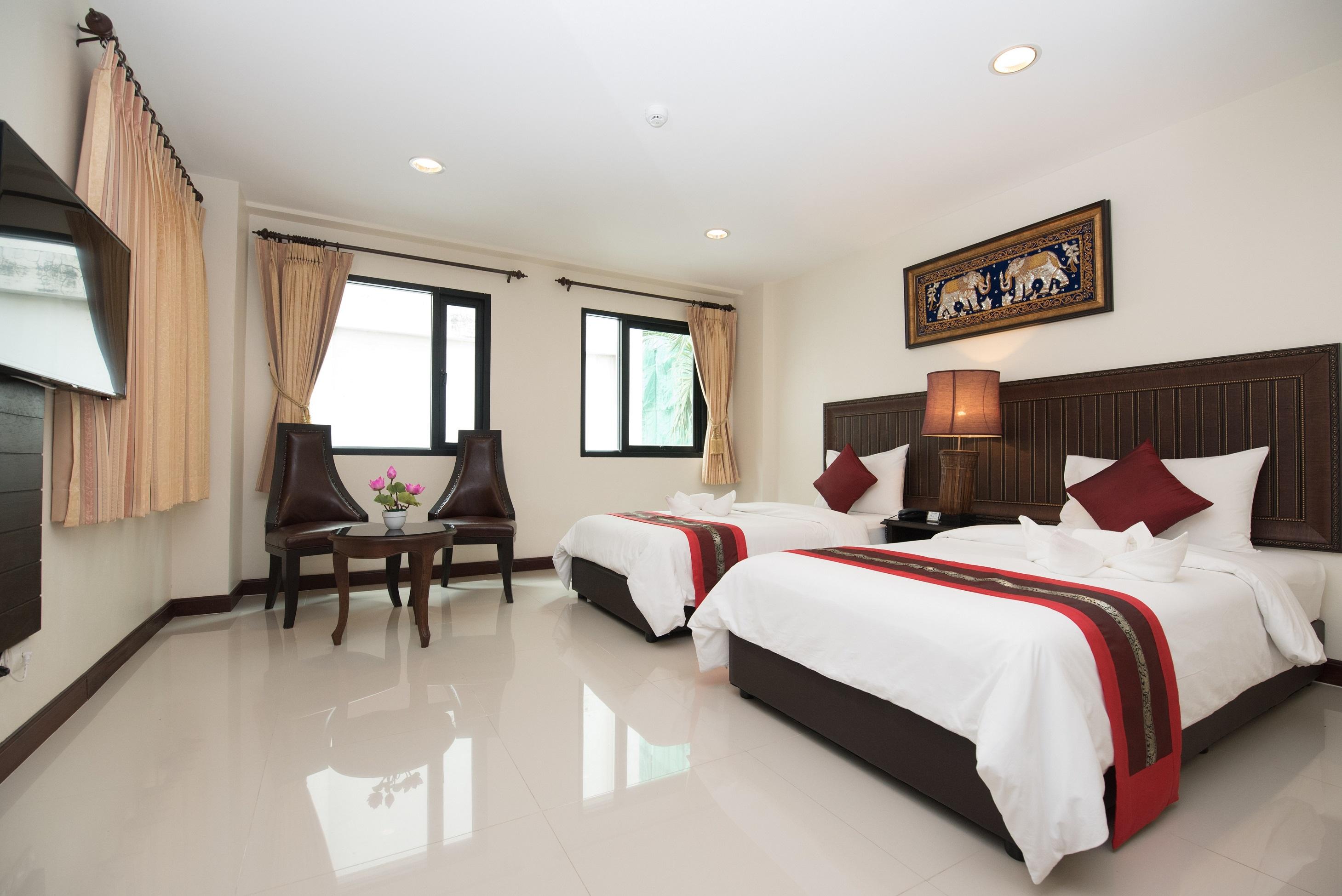 Hotel True Siam Rangnam - Sha Extra Certified 4*
