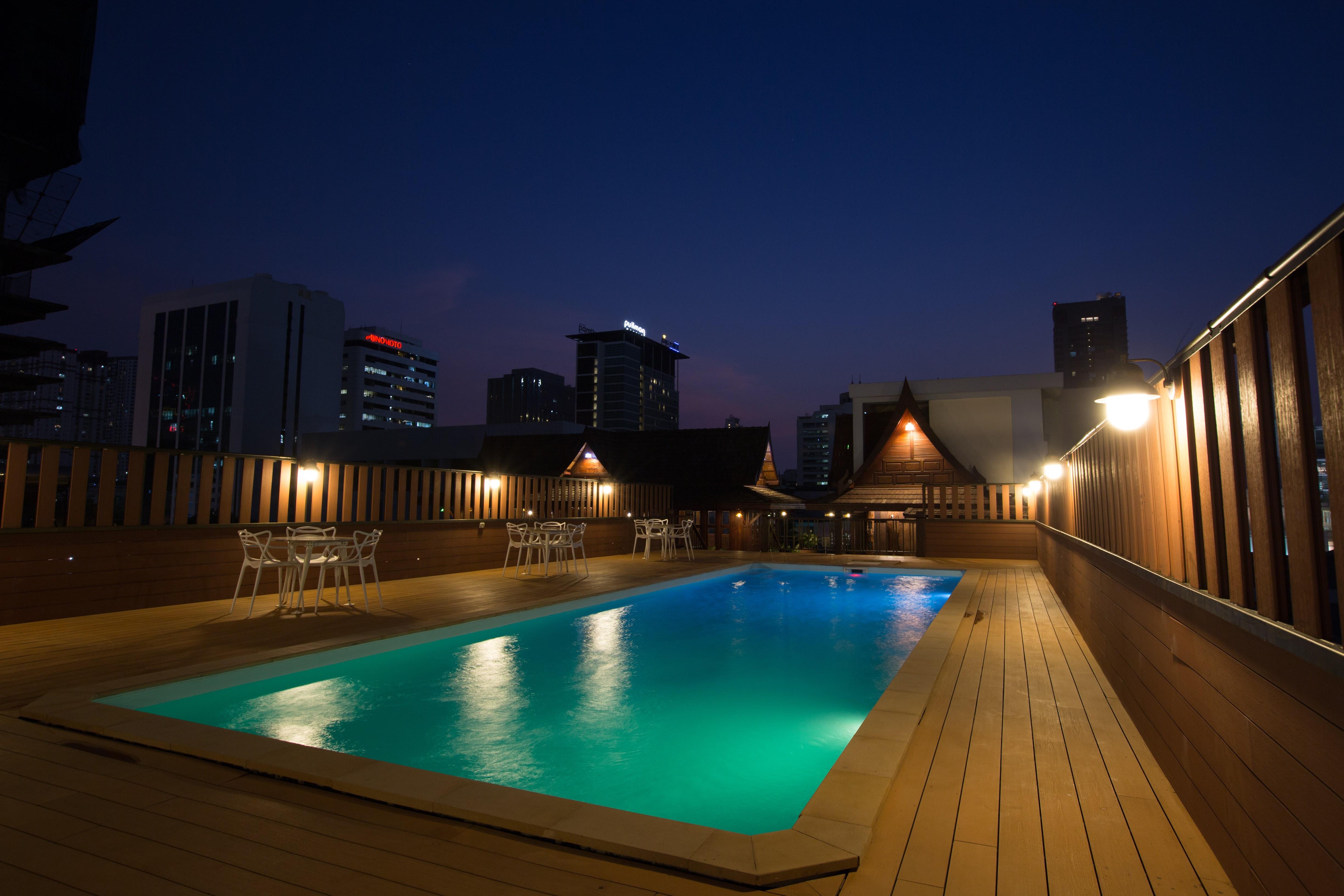 True Siam Rangnam - Sha Extra Certified Hotel 4*
