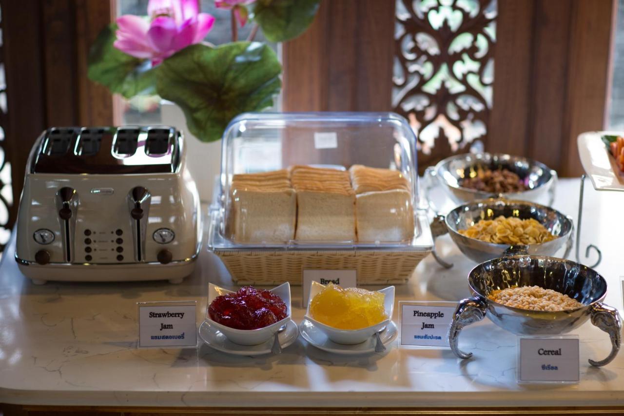 Hotel True Siam Rangnam - Sha Extra Certified Bangkok