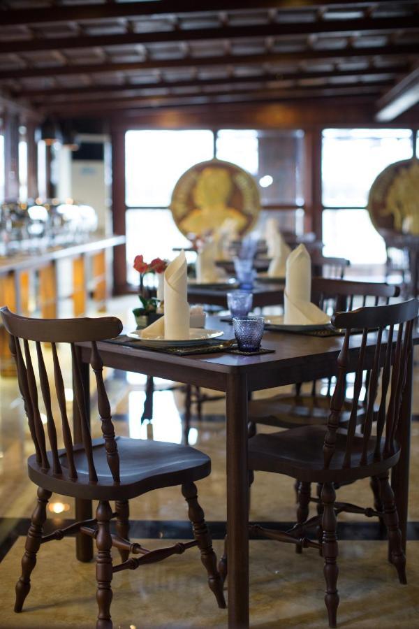 True Siam Rangnam - Sha Extra Certified 4* Bangkok