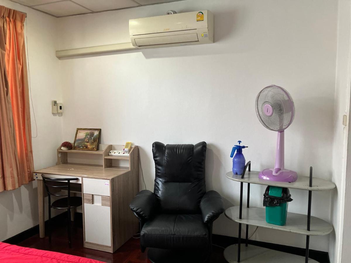 Flourish Guest house *