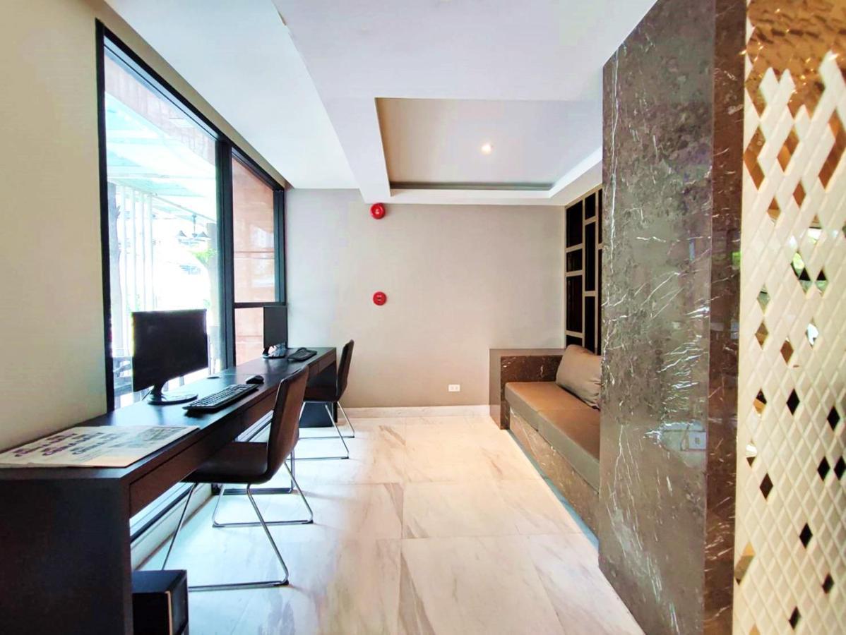 Hotel Hope Land Sukhumvit 8 4*