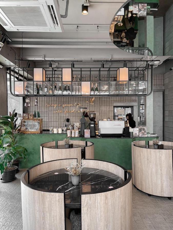 Khách sạn Goose Living 3*
