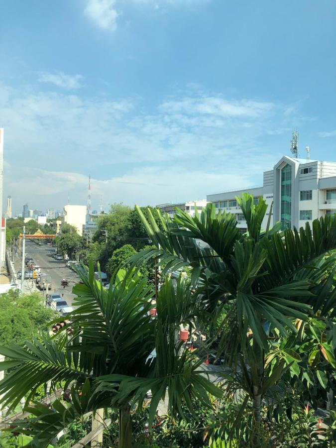 Wisma tamu Sri Ayuttaya Bangkok