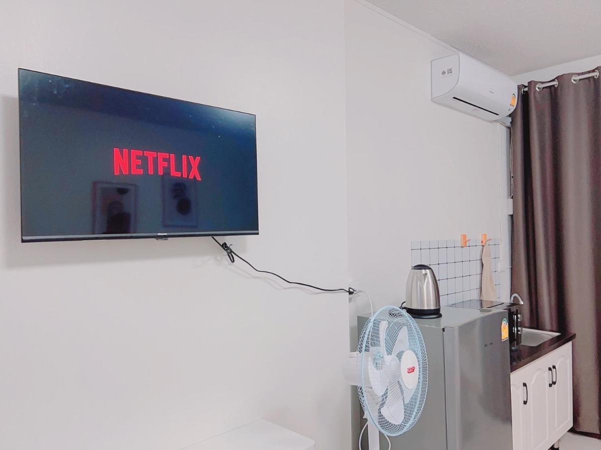 32sqm 1000x500wifi Workplace Long Apartment Bangkok