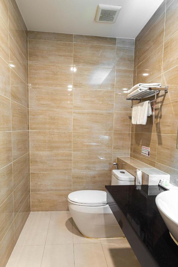 Leela Orchid Hotell 3*