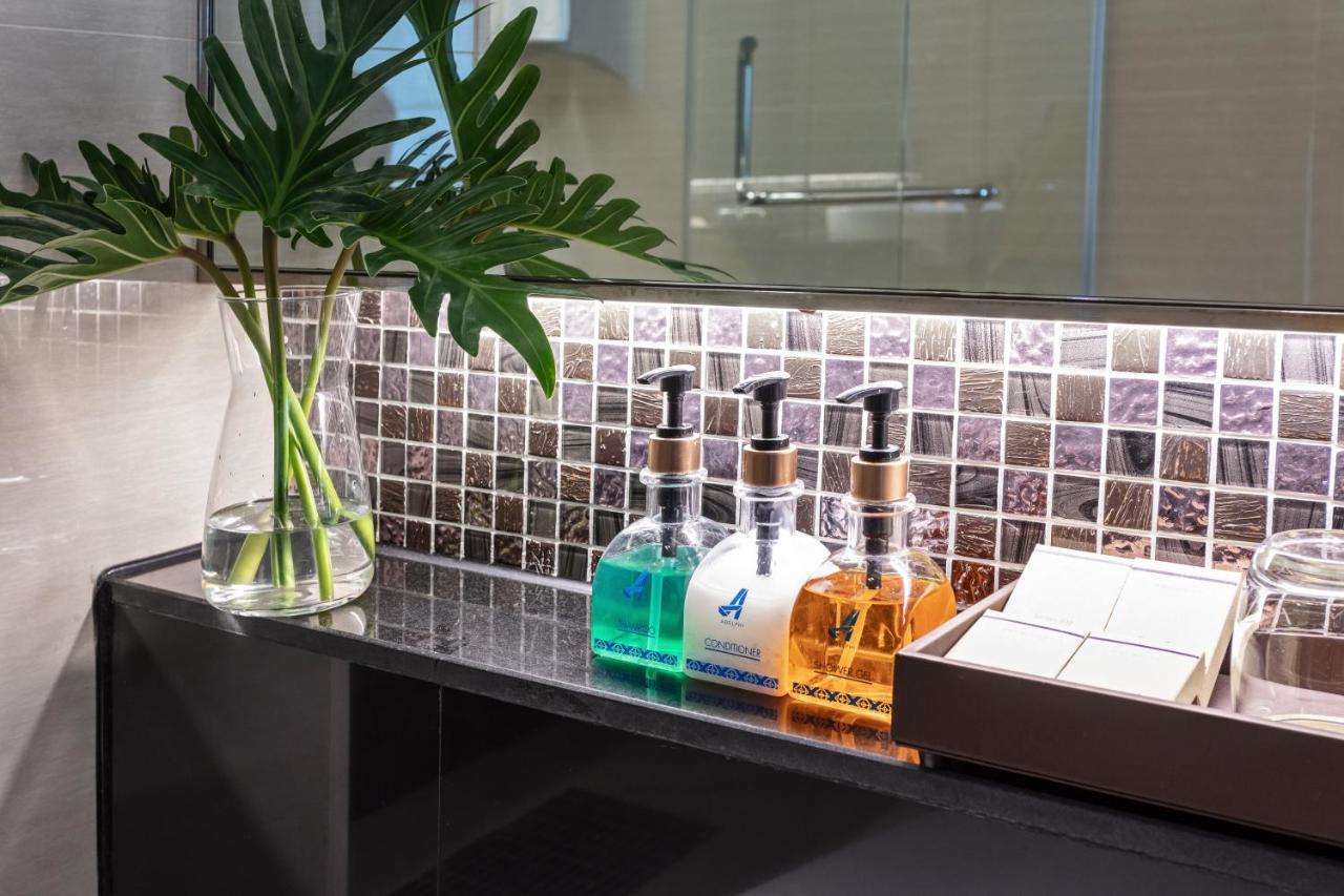 Adelphi Forty-nine 4* Banguecoque