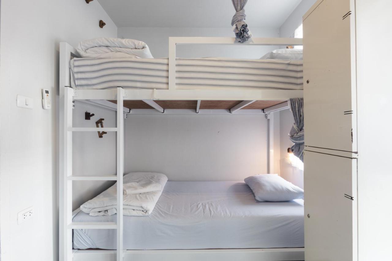 Hostal The Yard *
