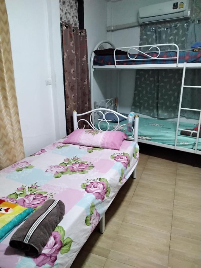 Danee Hostel Bangkok