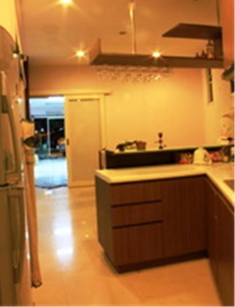Baan Manusarn Acomodação com café da manhã  2*