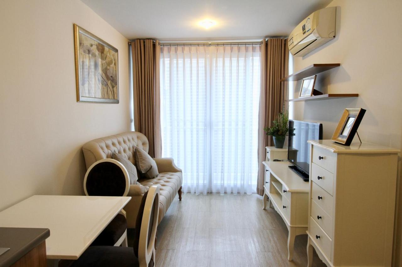 Town Sukhumvit 71 Apartamento