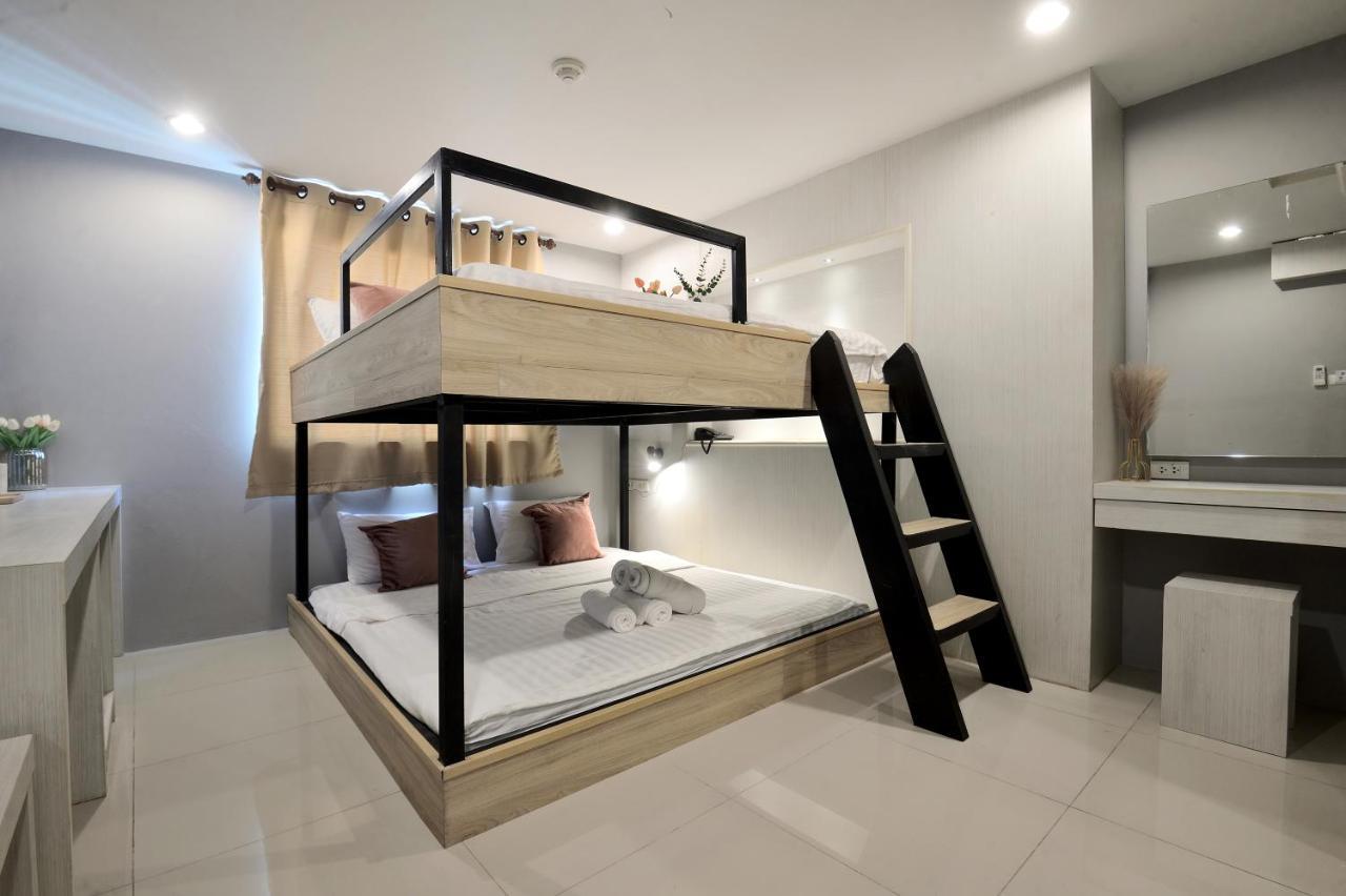De Lux Hotel 4*