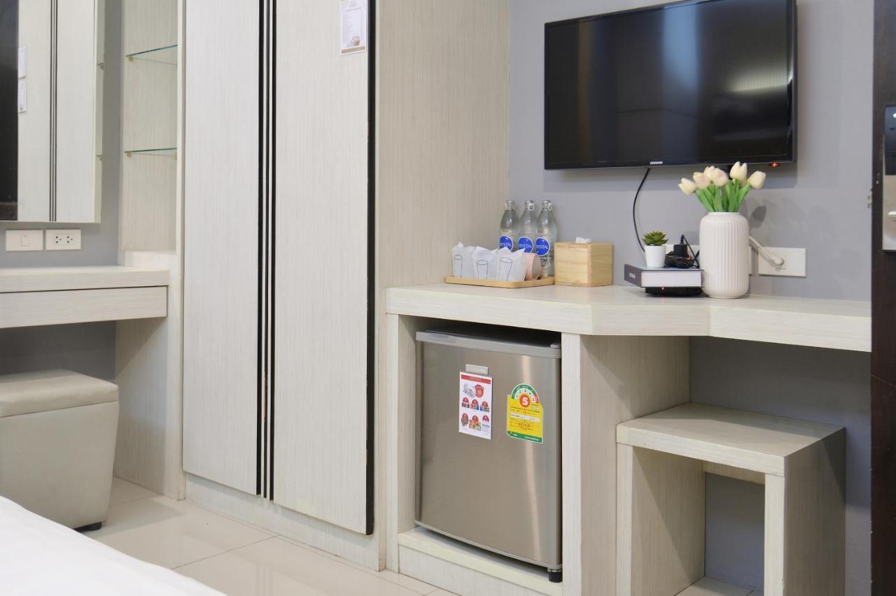 Hotell De Lux Bangkok