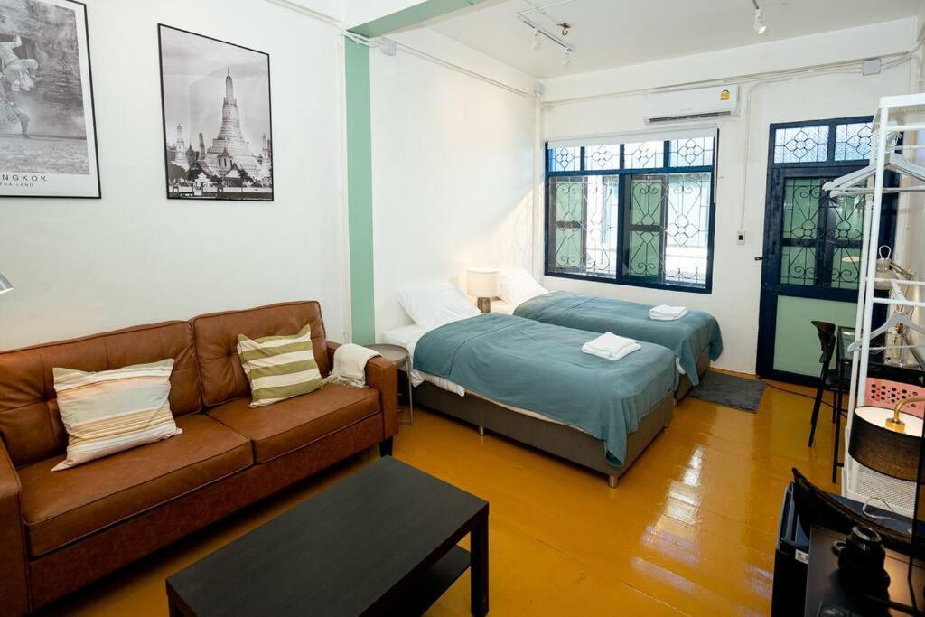 Townhome W/ Workstation-2mins To Food-fun-metro Rumah liburan